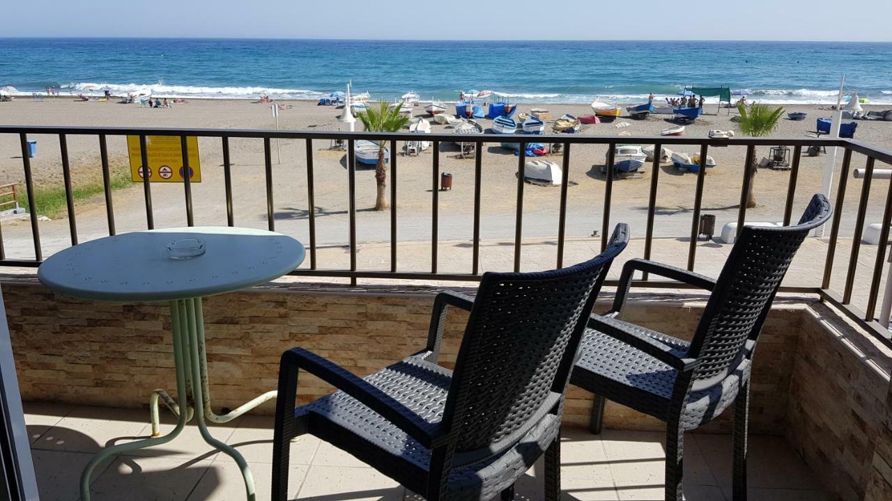 Playa Rincon De La Victoriaアパートメント エクステリア 写真